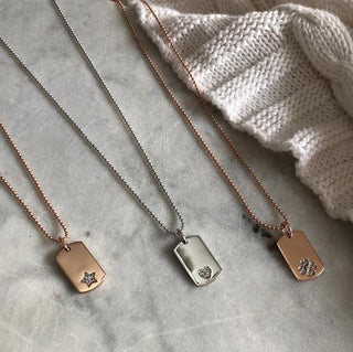 Necklaces & Pendants