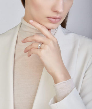 Anna Maria Cammilli DUNE Assolo 18ct White Ice Gold Diamond RIng