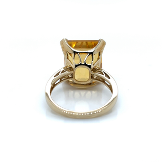 9ct Yellow Gold 9.51ct Emerald Cut Citrine Cocktail Ring