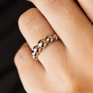 Gisser Silver Big Bead Ring