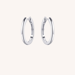 Gisser 18mm Silver Half Round Polished Hoops