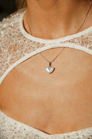 Georgini Silver Chic Noel Mother of Pearl Fan Pendant