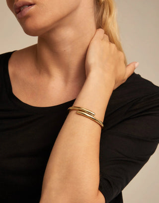 Unode50 Gold Plated Meeting Point Bangle