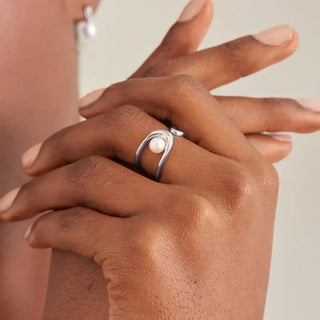 Pearl Sculpted Adjustable Ring