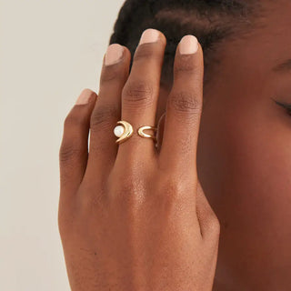 Pearl Sculpted Adjustable Ring