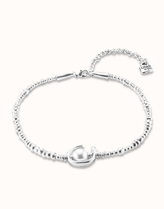 An unode50 silver-plated adjustable necklace featuring a white pearl and a metalized open piece with a carabiner clasp.